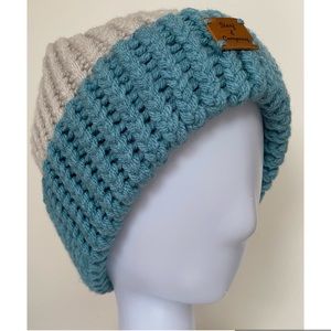 NWT Loom Knitted Hats,Warm & cozy, Knitting, Hats,Unisex item,Handmade by Seller